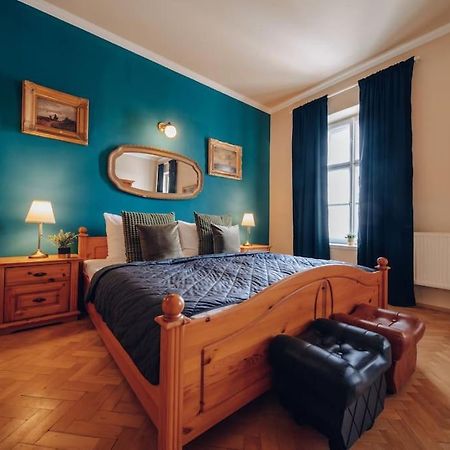 דירות Magnificent Historical Penthouse In The Heart Of פראג מראה חיצוני תמונה