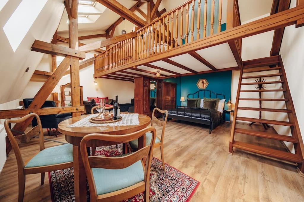 דירות Magnificent Historical Penthouse In The Heart Of פראג מראה חיצוני תמונה