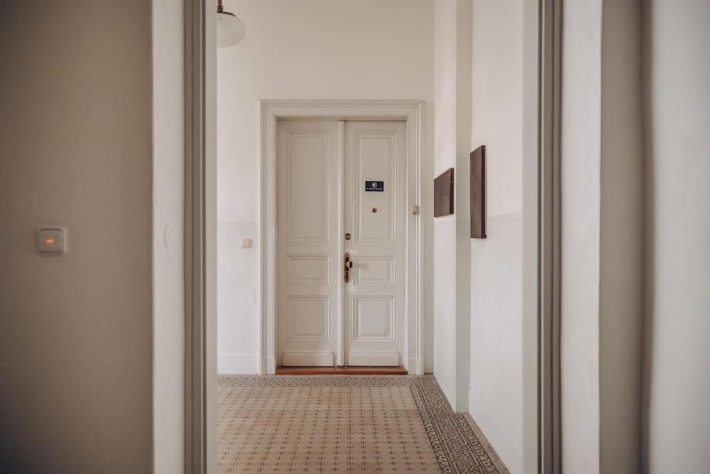 דירות Magnificent Historical Penthouse In The Heart Of פראג מראה חיצוני תמונה