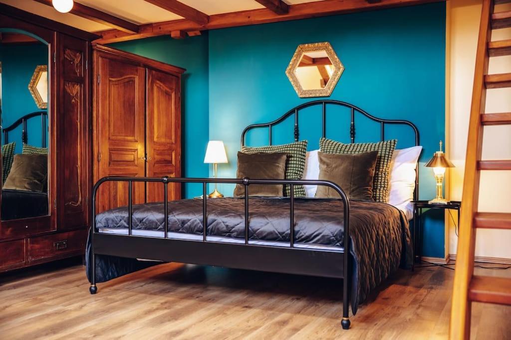 דירות Magnificent Historical Penthouse In The Heart Of פראג מראה חיצוני תמונה