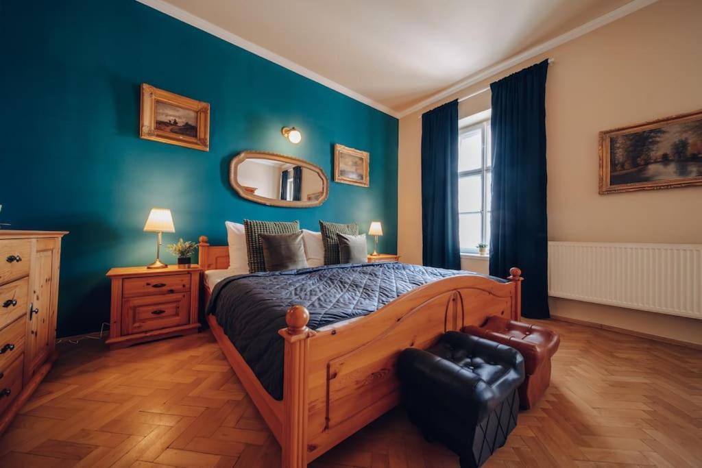 דירות Magnificent Historical Penthouse In The Heart Of פראג מראה חיצוני תמונה